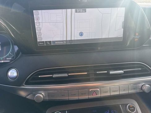 Used 2022 Hyundai Palisade Calligraphy FWD image 3