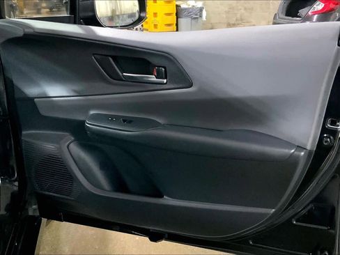 Used 2023 Toyota Prius Limited image 23