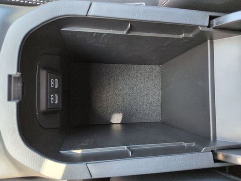 Used 2025 Toyota RAV4 XLE Premium w/ Weather Package AWD/4WD image 26