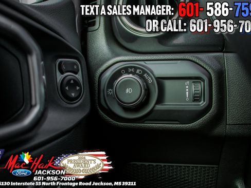 Used 2021 Jeep Wrangler Unlimited Rubicon w/ Trailer Tow Package image 30