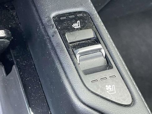 Certified 2022 Kia Telluride SX w/ SX Prestige Package image 41