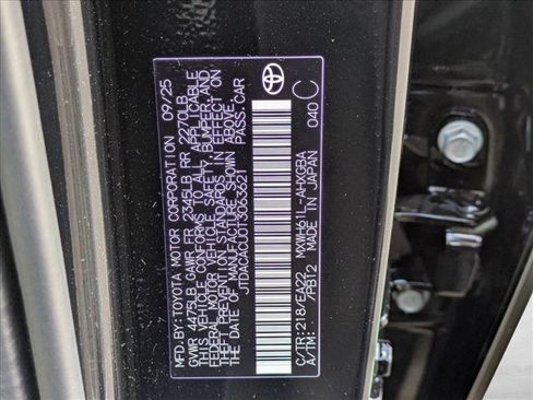 New 2026 Toyota Prius Plug-In Hybrid FWD image 18