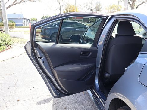 Used 2024 Toyota Corolla LE image 21