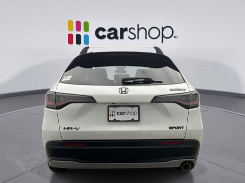 Used 2025 Honda HR-V Sport image 4