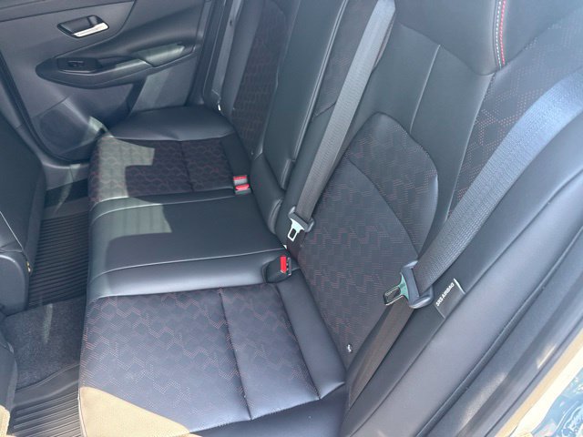 Used 2026 Nissan Sentra SR w/ SR Premium Package FWD image 22