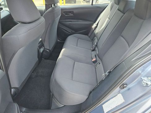 Used 2025 Toyota Corolla LE image 27