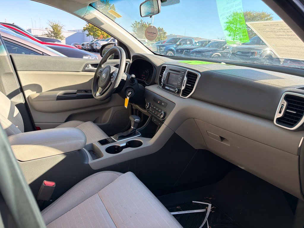 Used 2017 Kia Sportage LX w/ LX Popular Package AWD/4WD image 5