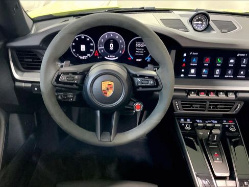 Used 2025 Porsche 911 Carrera image 6