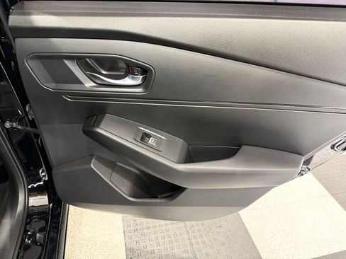 Used 2024 Honda Accord Sport image 27