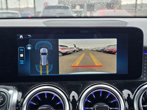 New 2025 Mercedes-Benz GLB 250 image 26