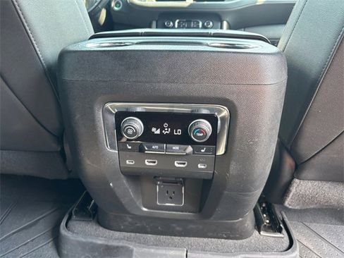 Used 2023 Chevrolet Tahoe High Country image 17