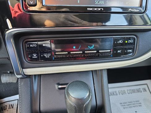 Used 2016 Scion iM image 19