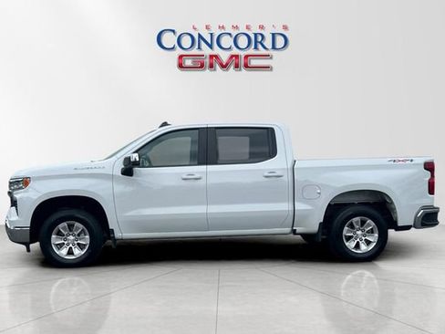 Used 2025 Chevrolet Silverado 1500 LT AWD/4WD image 7