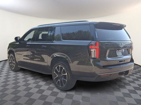 Used 2021 Chevrolet Suburban RST w/ Max Trailering Package AWD/4WD image 4