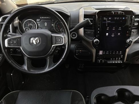 Used 2024 RAM 2500 Laramie image 13