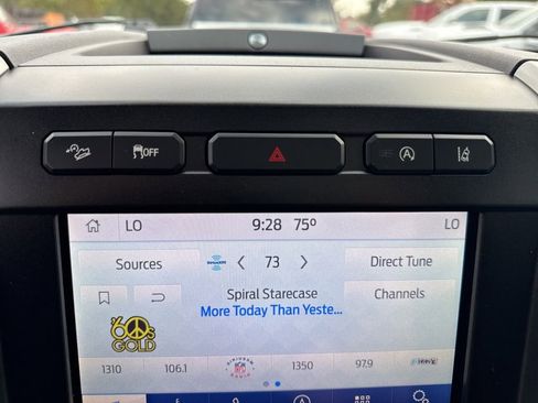 Used 2020 Ford F150 Lariat w/ Equipment Group 502A Luxury image 44