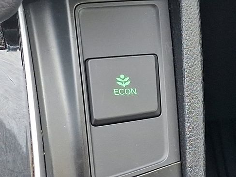 Certified 2019 Honda CR-V LX image 24