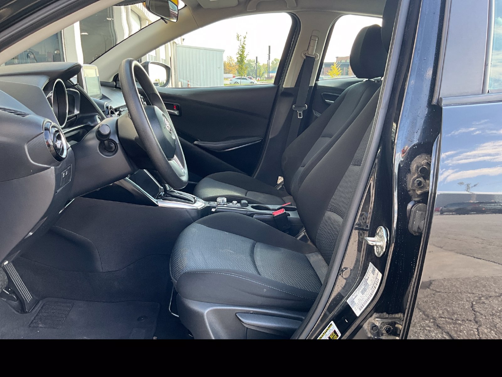 Used 2017 Toyota Yaris iA FWD image 10