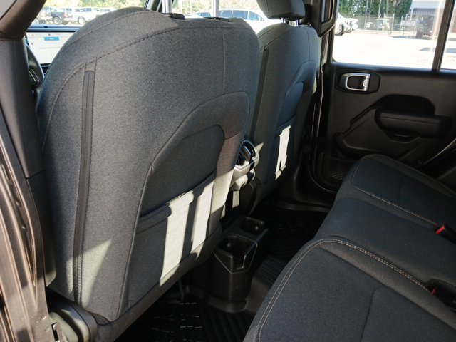 Used 2025 Jeep Gladiator Sport AWD/4WD image 18
