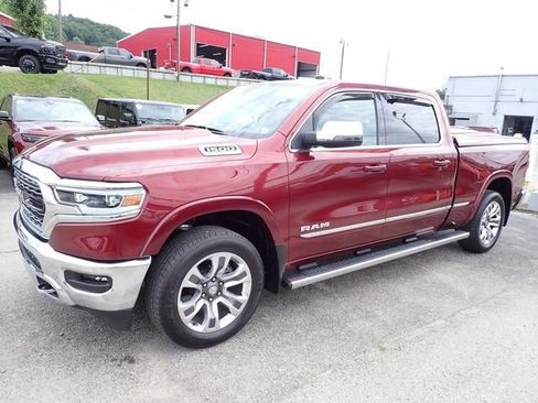 Used 2024 RAM 1500 Limited AWD/4WD image 2