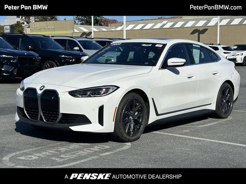 Used 2023 BMW i4 eDrive35 w/ Premium Package RWD image 1