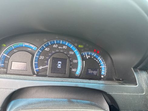 Used 2012 Toyota Camry LE FWD image 6