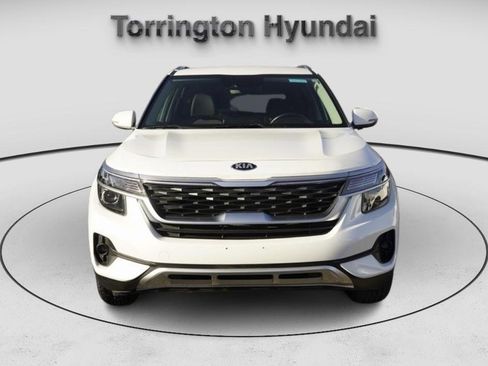 Used 2021 Kia Seltos S image 2