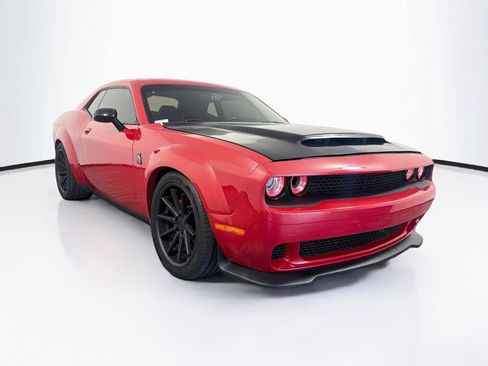 Used 2015 Dodge Challenger R/T Scat Pack w/ Leather Interior Group RWD image 7