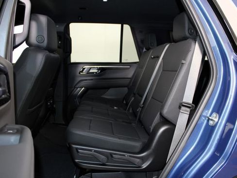 Used 2026 Chevrolet Tahoe LT w/ LPO, Dark Essentials Package RWD image 21