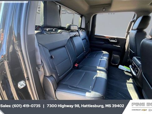 Used 2024 GMC Sierra 2500 Denali w/ Denali Reserve Package AWD/4WD image 21
