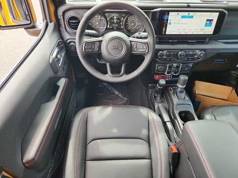 New 2026 Jeep Wrangler Unlimited Rubicon AWD/4WD image 7