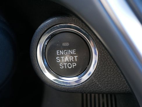 Used 2024 Subaru Crosstrek 2.0i Premium image 29