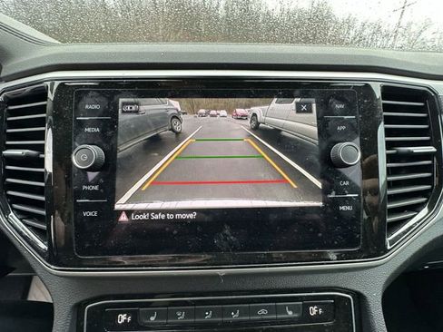 Used 2023 Volkswagen Atlas SEL R-Line image 27