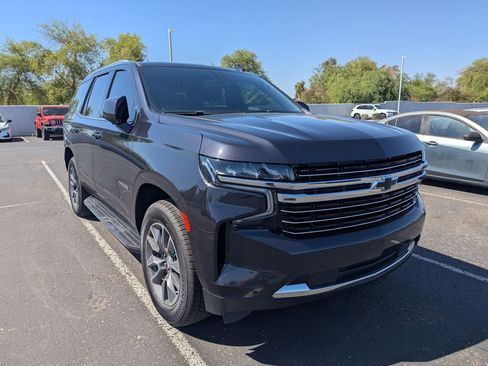 Used 2022 Chevrolet Tahoe LT w/ Luxury Package image 4