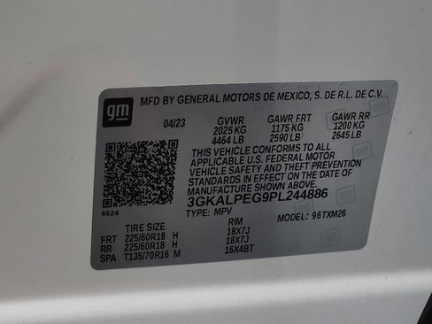 Used 2023 GMC Terrain SLT image 28