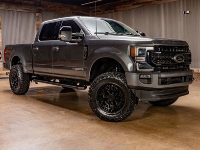 Used 2022 Ford F250 Lariat w/ Black Appearance Package