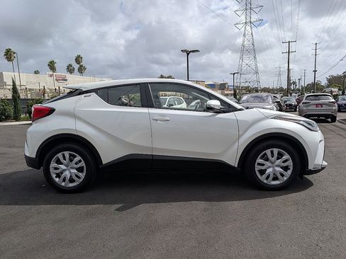 Used 2020 Toyota C-HR LE image 7