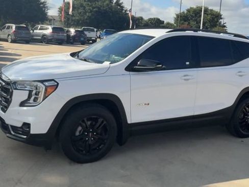 Used 2022 GMC Terrain AT4 w/ Infotainment Package II AWD/4WD image 4