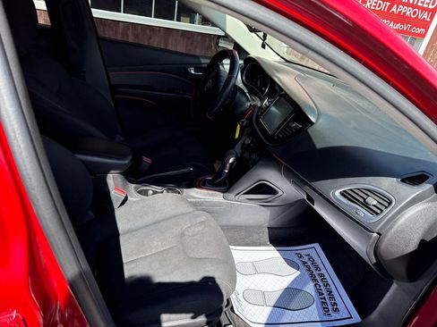 Used 2013 Dodge Dart SXT FWD image 12