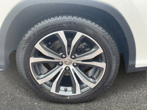 Used 2017 Lexus RX 450h AWD image 9