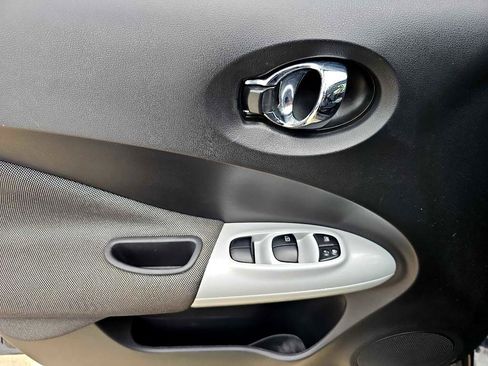 Used 2017 Nissan Juke SV image 21