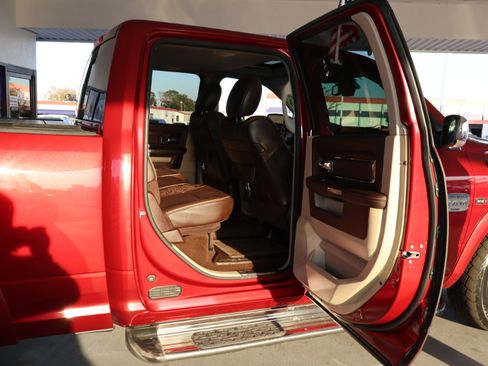Used 2015 RAM 1500 Laramie Longhorn w/ Convenience Group image 35