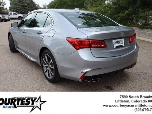Used 2018 Acura TLX V6 SH-AWD w/ Technology Pkg image 4