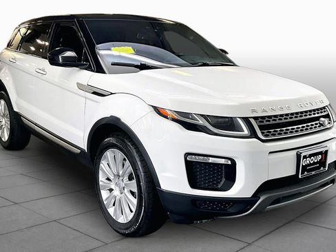 Used 2018 Land Rover Range Rover Evoque HSE AWD/4WD image 3