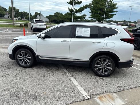 Used 2022 Honda CR-V Touring image 18