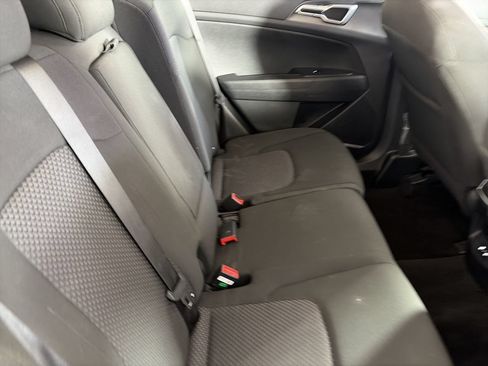 Used 2026 Kia Sportage LX FWD image 23