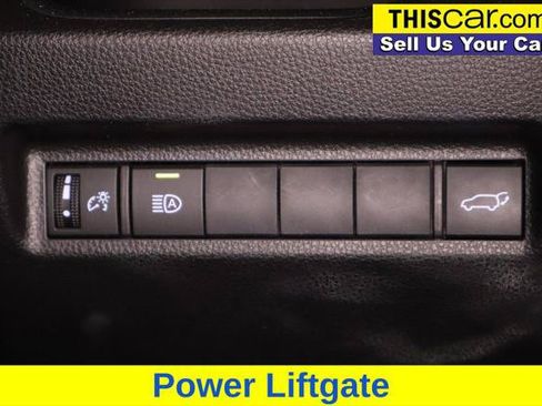 Used 2019 Toyota RAV4 XLE Premium FWD image 22