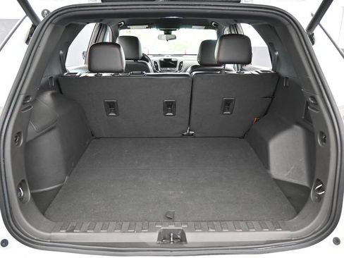 Used 2024 Chevrolet Equinox RS w/ RS Leather Package image 39