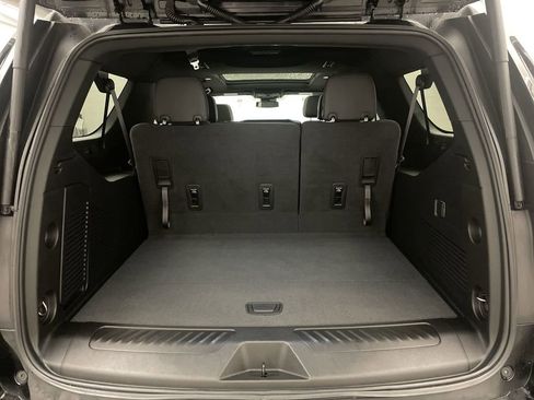 Used 2023 GMC Yukon XL SLT AWD/4WD image 21