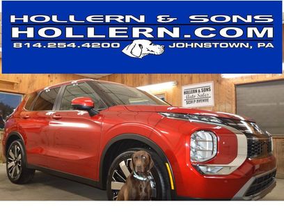 Used 2025 Mitsubishi Outlander SE